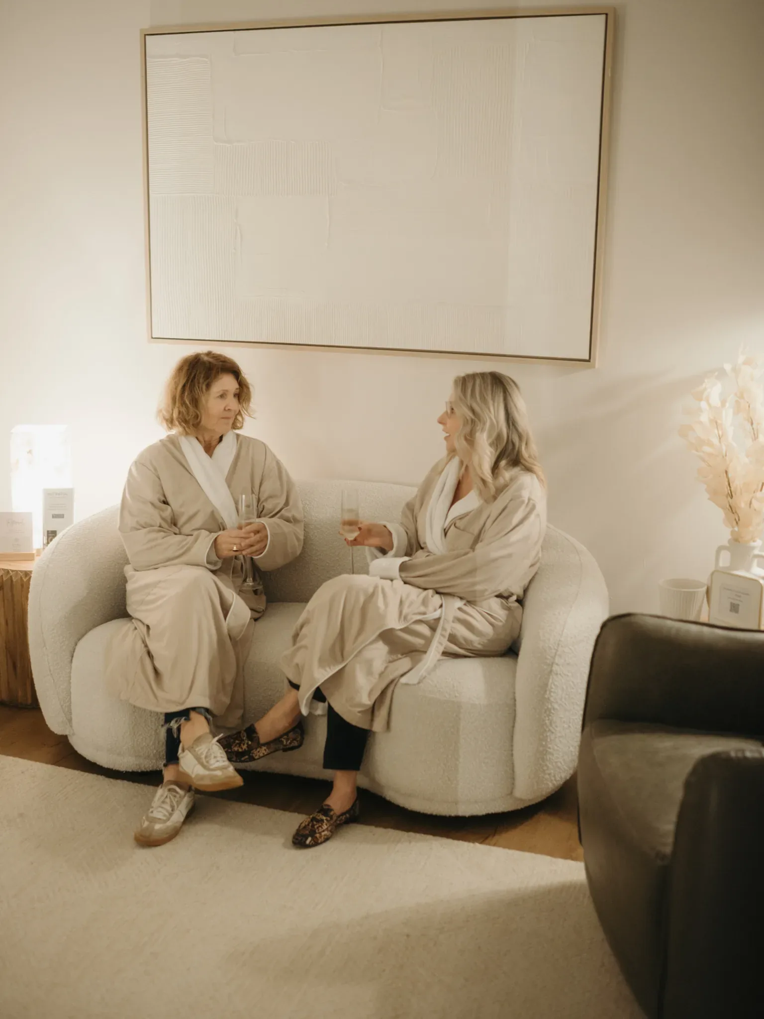 Clients relaxing in the Oak Haus lounge